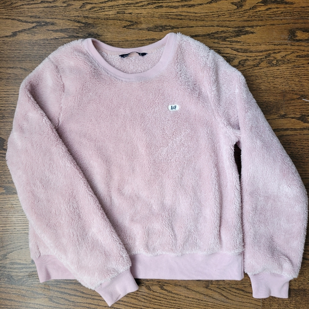 Abercrombie and Fitch sherpa crew neck Sweatshirt 🐻‍❄️